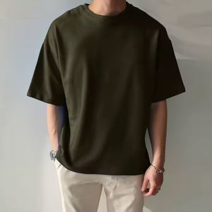 Camisetas gráficas casuales de moda Patrones modernos a rayas con estampado vibrante Camisetas de uso diario de algodón 100% - Product Image 6