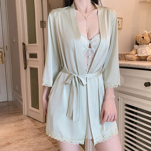 Изысканная соблазнительная ночная сорочка-халат из атласа с V-образным вырезом, открытой спиной, глубоким декольте, прозрачными вставками и дышащей тканью для женщин - Product Image 4