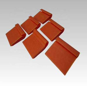 Support en plastique extrudé en polypropylène PVC découpé sur mesure de couleur orange pour utilisation au supermarché fermoir de reliure à coudre extrusion personnalisée - Product Image 3