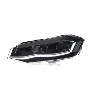 Conjunto de Faros Delanteros LED Modificados de 12V 50W para POLO 19-24, con Luz Diurna LED y Señal de Giro Dinámica - Product Image 2