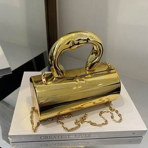 Nuova Borsa Clutch da Sera per Donna <span class=keywords><strong>Moda</strong></span> Casa 2025 - Trendy, a Forma di Barile Dorato, in Vera Pelle, Capacità 1-1.9L, Resistente agli Schizzi - Product Image 2