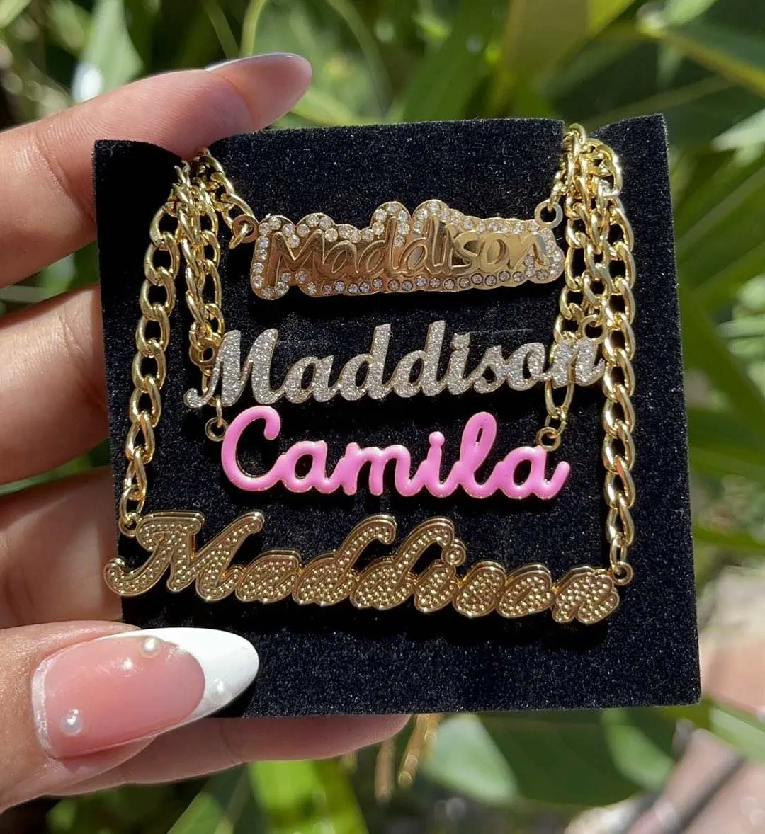 Stylish 18K gold-plated necklace custom lettered pendant personalized double carved jewelry set photo DIY children's jewelry