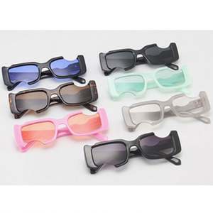 Gafas de Sol Retro al por Mayor con Marco Negro y Verde en Forma de X, Gafas de Sol Cuadradas con Marco Pequeño para Hombre y Mujer - Product Image 6