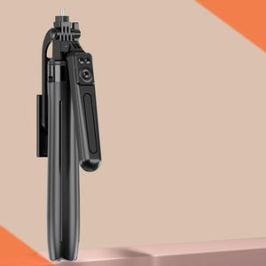 Palo de Selfie <span class=keywords><strong>A17</strong></span> con Control Remoto Inalámbrico Recargable, Trípode Estable Portátil con Rotación de 360 Grados para Transmisión en Vivo y Blog - Product Image 4