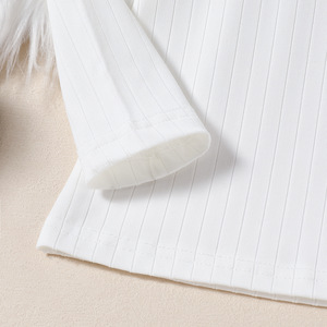 ชุดเสื้อผ้าเด็กแฟชั่น เสื้อแขนยาวคอสูง ผ้าขนสัตว์ลายสก็อต กระโปรงทรงเอ พร้อมเสื้อกั๊กติดกระดุมและโบว์ สำหรับเด็กผู้หญิง 3 ชิ้น - Product Image 5