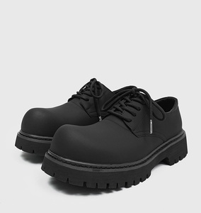 Zapatos de Cuero Retro Negro Mate para Hombre, Zapatos Casuales de Punta Redonda con Suela Gruesa de Alta Gama que Aumentan la Altura - Product Image 1