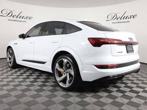 E-tron S Sportback AWD 4dr Automático Usado en Buen Estado, Volante a la Izquierda, R18, ACC, Asientos de Cuero - Product Image 4