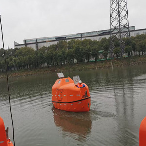 Bateau de sauvetage de type fermé SOLAS de haute qualité 25 places à vendre - Product Image 1