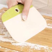 Grattoir à pâte flexible en plastique écologique avec échelle de mesure, compatible lave-vaisselle, design moderne, multifonctionnel pour la pâtisserie