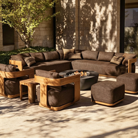 Ensemble de mobilier de jardin : canapé rembourré, table d'appoint ronde, table basse gigogne en pierre, chaise longue réglable