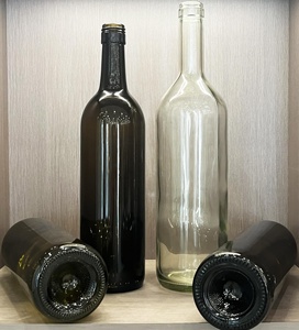 Venta al por mayor <span class=keywords><strong>de</strong></span> bajo <span class=keywords><strong>precio</strong></span> <span class=keywords><strong>de</strong></span> frutas rojas redondas botellas <span class=keywords><strong>de</strong></span> vino transparente 750ml con tapas <span class=keywords><strong>de</strong></span> corcho - Product Image 3