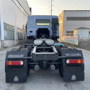 Camion tracteur Sinotruk Howo 6x4, camion lourd pour le transport de conteneurs et de marchandises en vrac - Product Image 3