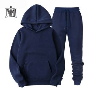 Traje de pista de invierno de alta calidad para hombre, chenilla personalizada lisa, ropa ajustada para correr, 100% poliéster - Product Image 3