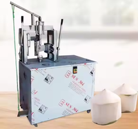 Machine à éplucher industrielle rapide de noix de coco Machine à éplucher semi-automatique de peau de noix de coco