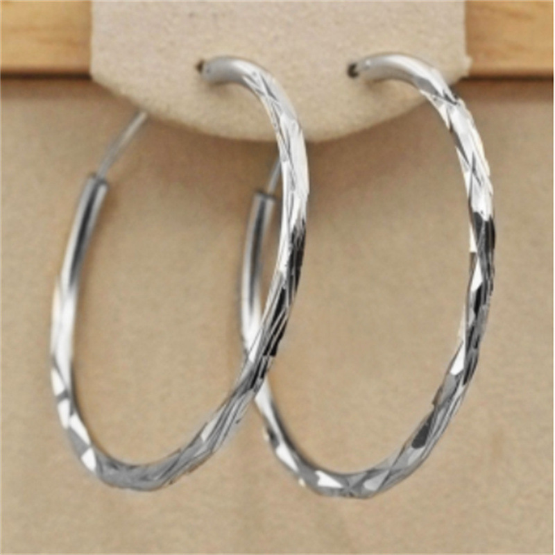 E2061 white gold