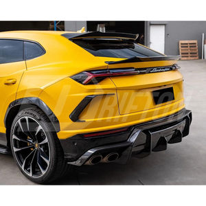 Diffuseur arrière agressif en fibre de carbone visible pour Lamborghini URUS - Product Image 5
