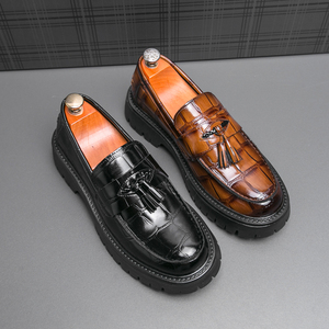 38-46 mocassini da <span class=keywords><strong>uomo</strong></span> Casual <span class=keywords><strong>scarpe</strong></span> da lavoro spesse griglie bianche <span class=keywords><strong>nere</strong></span> Sole <span class=keywords><strong>con</strong></span> plateau Slip in pelle verniciata - Product Image 6