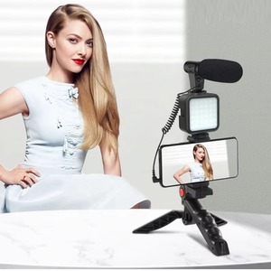 <span class=keywords><strong>5</strong></span> trong 1 AY-49 Bộ mini linh hoạt chuyên nghiệp Selfie Stick điện thoại di động máy ảnh đứng Tripod với Microphone thiết bị video kit - Product Image 2