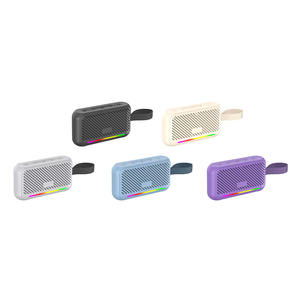 เครื่องคาราโอเกะพกพาแบบชาร์จไฟได้รุ่น PJT-BSP2270 พร้อมไฟ RGB และระบบเสียงไร้สาย FM สำหรับไมโครโฟนลำโพง - Product Image 6