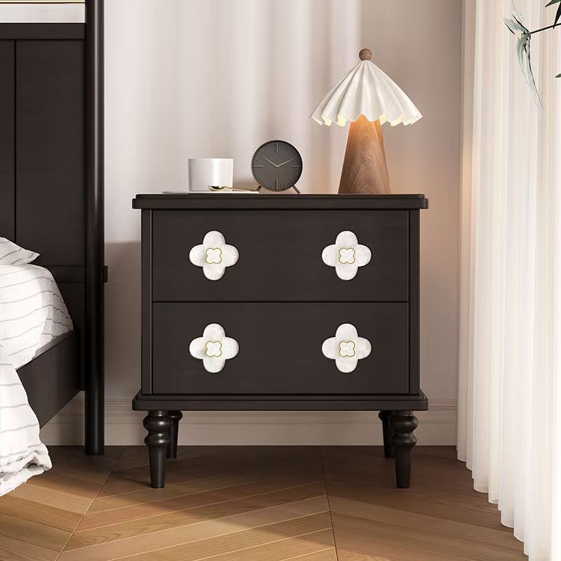 Mesita de noche de madera maciza