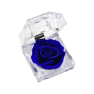 Cadeau de la Saint-Valentin : Bague <span class=keywords><strong>avec</strong></span> <span class=keywords><strong>rose</strong></span> éternelle – Vente flash usine, petite boîte à bague en acrylique (Rouge/<span class=keywords><strong>rose</strong></span> éternel) - Product Image 4