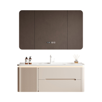 Ensemble de meuble-lavabo de salle de bain moderne en bois laqué crème avec vasque intégrée en céramique et finition laquée