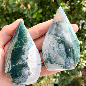 Wholesale Natural Moss Agate Flame Stone Water Drop Shape Polished Moss Agate for Healing Crystal Decor - Product Image 4