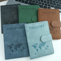 Porte-passeport carré de mode anti-magnétique avec accessoire de voyage imprimé typographie en cuir PU de couleur changeante semblable à la peau