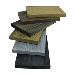 Pavimentazione per Esterni in PU da 3,6m con Aspetto Realistico del Legno per Balconi, Passerelle e Aree Esterne - Product Image 6