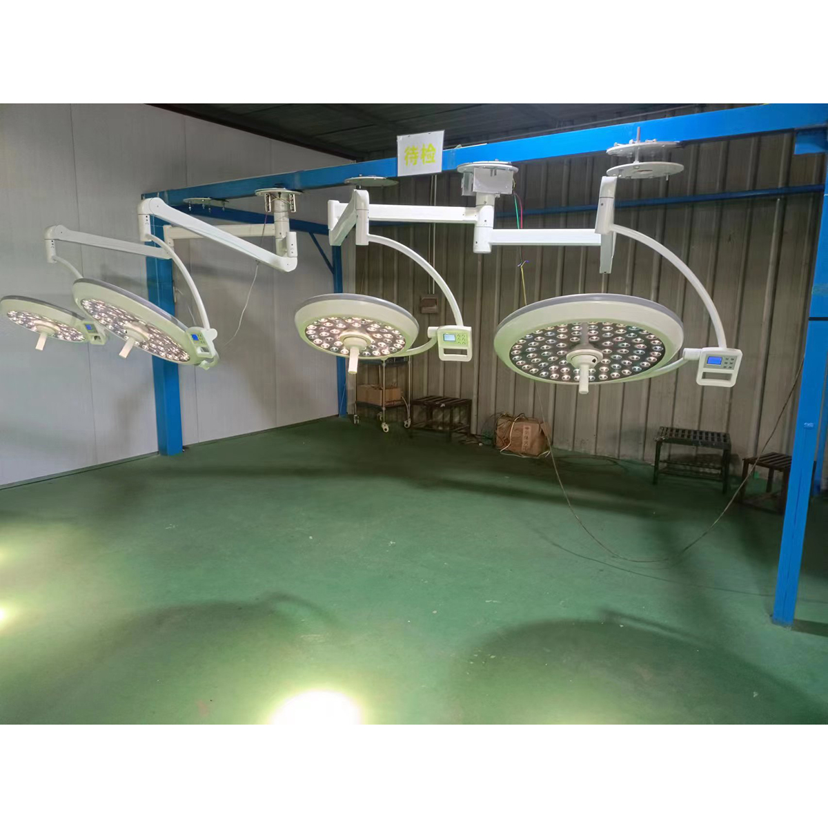 light equipment operating