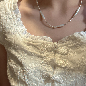 สร้อยคอมุกสีเงินสเตอร์ลิงแบบญี่ปุ่น S925ความรู้สึกเท่สร้อยคอเรียงซ้อนแบบไหปลาร้าเหลี่ยมดีไซน์เฉพาะกลุ่มเครื่องประดับคอลเลกชัน - Product Image 4