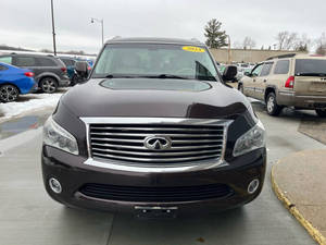 รถยนต์มือสองราคาส่งถูก ปี 2013 QX56 4x4 4 ประตู SUV พวงมาลัยซ้าย เบาะหนัง กล้องมองหลัง ไฟหน้า LED - Product Image 2