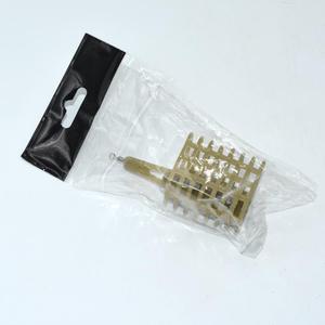 20g 30g 40g 50g 60g 70g 80g 90g 100g <span class=keywords><strong>Méthode</strong></span> d'alimentation de pêche Cage en plastique Mangeoire à poissons avec plomb pivotant Snap Matériel de pêche - Product Image 2