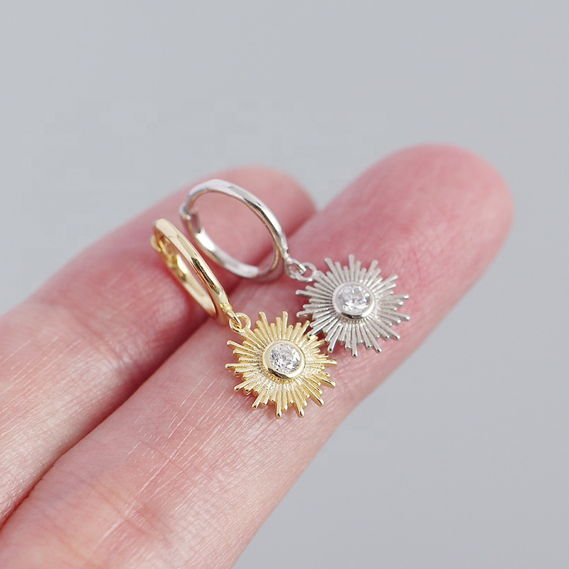 Nagosa New Arrival 18k Gold Vermeil starburst Earrings