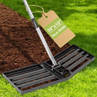 Premium 180 °   Râteau de nivellement de pelouse réglable en acier inoxydable avec manche sectionnel pour jardin, ferme et parcours de golf