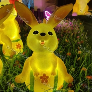 Iluminación con Motivo de Conejo Fabricada en Fibra de Vidrio para Colecciones de Personajes Adorables, Proyectos Navideños y Decoración del Festival de Primavera - Product Image 5