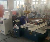 Machine de découpe de fil EDM à fil de haute précision Dk7755f à déplacement rapide