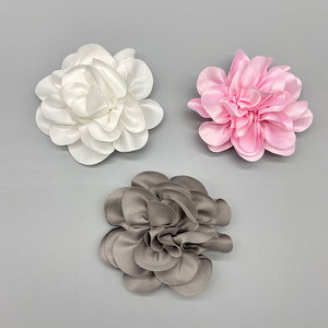 Flor de tela moldeada de 8.5cm estilo coreano para accesorios de cabello, ropa, manualidades y bricolaje. - Product Image 3