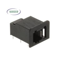 Connecteur de têtes de bornes Ethernet automobile blindé à angle droit MATEnet 2 broches 1,8 mm TE Connectivity 2304372-1 Code A