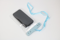 Étui de téléphone étanche en PVC bleu personnalisé et tendance avec fenêtre, sacoche de téléphone étanche en TPU pour écran tactile, idéale pour la plongée et la natation en extérieur
