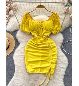 Nuovo Abito Casual da Donna alla Moda con Maniche Corte a Sbuffo in Damasco e Dettagli Arricciati - Product Image 1