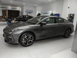 Geely Galaxy <span class=keywords><strong>E8</strong></span> haute performance, édition exclusive 610 km, berline 4 portes 5 places de taille moyenne à grande, 2026 Galaxy <span class=keywords><strong>E8</strong></span> - Product Image 3
