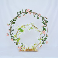 Support floral en métal doré, forme élégante, durable, pour la présentation de fleurs, cadeaux de fête, anniversaires, mariages, décoration d'hôtel, vente en gros, décoration de table