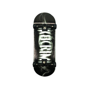 Vente en gros de mini fingerboards complets en bois d'érable à 5 plis personnalisés - Product Image 1