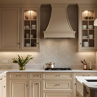 Meubles de cuisine de luxe européens en bois massif, ensembles complets classiques Shaker blancs en contreplaqué, îlot en marbre personnalisé