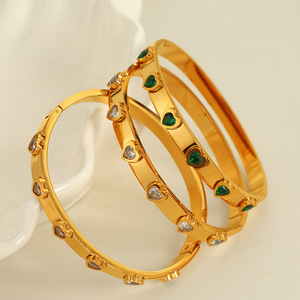 European Style Gold Tone Heart Shape Crystal Rhinestone <b>Bangle</b> <b>Bracelet</b> For Women Everyday Wear - Product Image 1