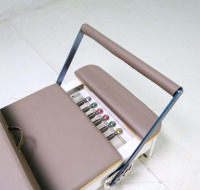 Reformer portable avec fonctions réglables pour les salles de sport, la santé et le fitness, machine de Pilates en aluminium durable de haute qualité, pliable