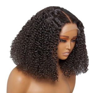 Parrucca Bob Corta Brasiliana Senza Colla con Frontale <span class=keywords><strong>in</strong></span> Pizzo HD, Nera Riccioluta, per Donne Nere, <span class=keywords><strong>in</strong></span> <span class=keywords><strong>Fibra</strong></span> <span class=keywords><strong>Sintetica</strong></span> - Product Image 1