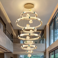 Lustre LED moderne de luxe à plusieurs niveaux, réglable en hauteur, avec anneaux en cristal, idéal pour escalier, villa, plafond haut