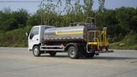 Camion-citerne à eau Isuzu 5 mètres cubes en promotion, citerne à eau de 5000 L pour l'assainissement municipal